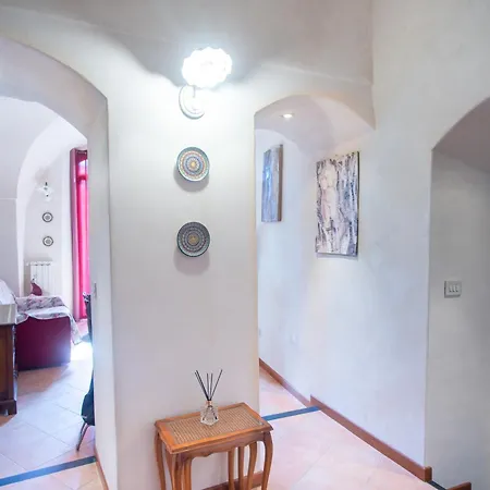 Casa Di Lella 1-bed Balcony & Old Town - Happy Διαμέρισμα Σαν Ρέμο